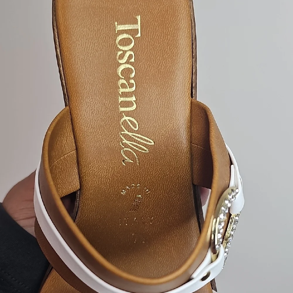 Toscanella Women's White and‎ Brown Wedge Sandals Size 7.5